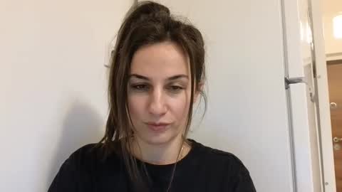 Snapshot of lizalish chatting on February 21, 2025, 8:16 pm Liza online show from February 21, 2025, 8:16 pm