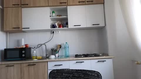 Snapshot of lizalish chatting on March 11, 2025, 9:45 am Liza online show from March 11, 2025, 9:45 am