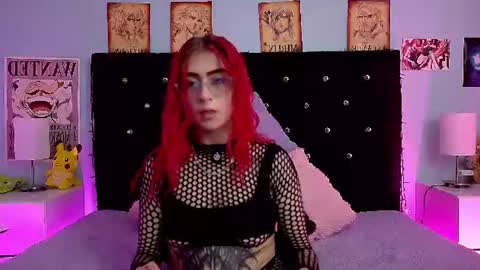 Snapshot of lizz_bela1 chatting on June 24, 2026, 10:53 pm Lizz online show from June 24, 2026, 10:53 pm