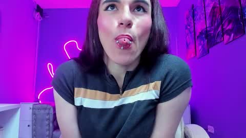 Lizeth  Tatiana Mahecha online show from February 13, 2026, 5:47 am