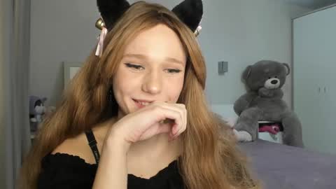 lizza_a online show from May 6, 2026, 5:29 pm