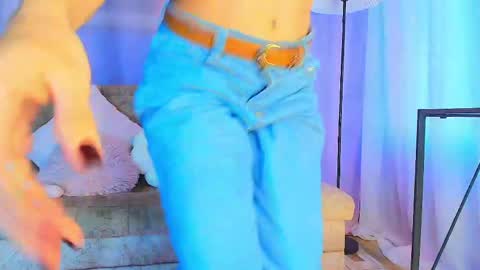 lizzy_kane online show from May 24, 2026, 8:03 pm