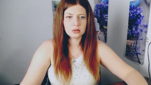 Lizzy3 online show from June 19, 2026, 10:41 am