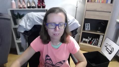 Snapshot of lizzy_sparkle chatting on September 12, 2025, 4:23 am Lizzy online show from September 12, 2025, 4:23 am