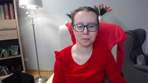 Lizzy online show from February 26, 2026, 5:50 am