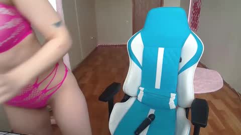 lizzycumm online show from April 30, 2026, 8:42 am