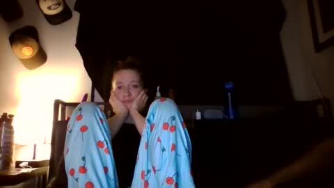 Lizzie Vonn online show from April 12, 2026, 9:36 am