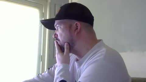 lj345689 online show from April 15, 2026, 5:09 pm