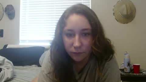 llena_de_lechee online show from September 10, 2025, 3:23 pm