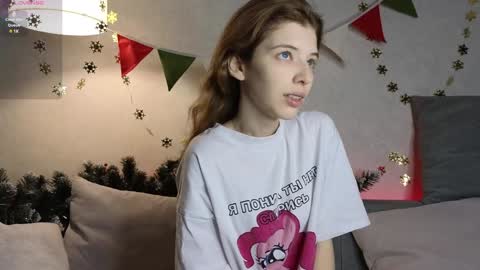 Lesly online show from December 28, 2024, 5:35 pm