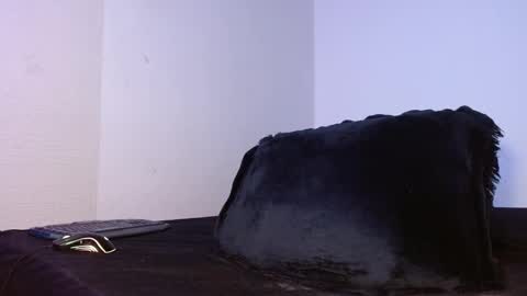 lliamm 2 online show from September 29, 2025, 3:44 am