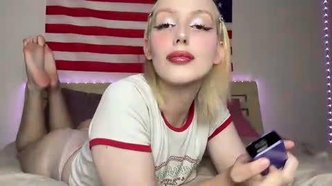 Snapshot of llinabarbie chatting on August 2, 2026, 5:00 pm Alina online show from August 2, 2026, 5:00 pm