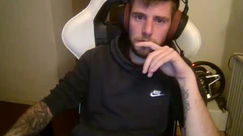 Snapshot of lobotomy54 chatting on November 29, 2025, 3:20 am lobo online show from November 29, 2025, 3:20 am