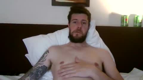 Snapshot of lobotomy54 chatting on April 15, 2026, 8:42 pm lobo online show from April 15, 2026, 8:42 pm