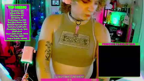 Snapshot of lobotomyprincess chatting on July 11, 2026, 5:10 am LobotomyPrincess online show from July 11, 2026, 5:10 am
