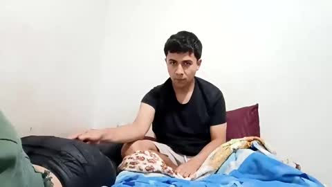 lof_ly08 online show from March 7, 2025, 2:57 am