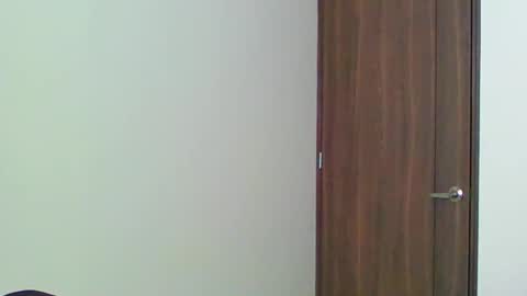 logaan_grey online show from December 30, 2024, 6:38 pm