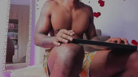 Snapshot of logan_drakex chatting on June 14, 2026, 10:45 pm LOGAN DRAKE online show from June 14, 2026, 10:45 pm