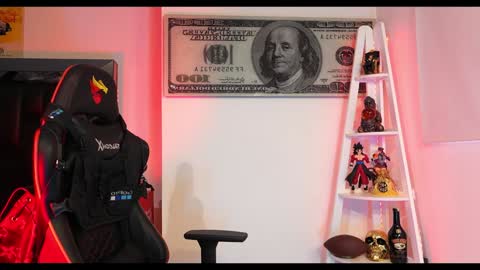 logan_hugh8 online show from December 27, 2024, 1:28 pm