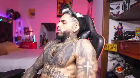 logan_hugh8 online show from March 30, 2026, 8:37 am