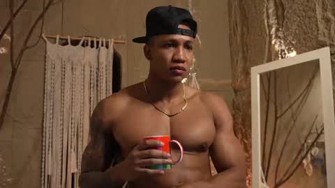 logan_varela online show from September 19, 2025, 11:22 am