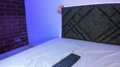 Logan online show from October 22, 2025, 7:52 am