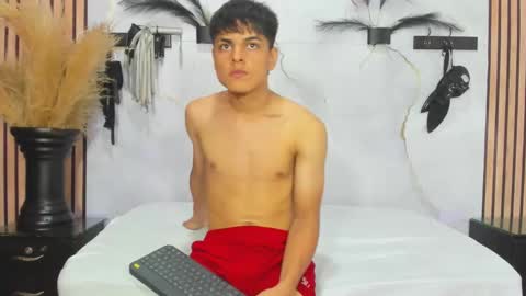 loganjhonson online show from October 8, 2025, 2:42 am