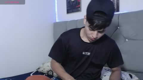 loganjhonson19 online show from January 19, 2026, 2:48 am