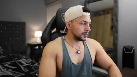 loganmartinx online show from March 15, 2026, 12:38 am