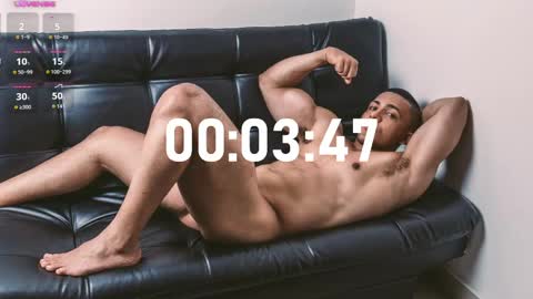 Snapshot of loganmartinx chatting on June 7, 2026, 10:46 pm loganmartinx online show from June 7, 2026, 10:46 pm