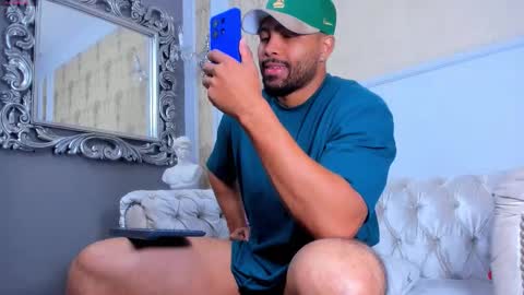 U can call me Logan online show from October 18, 2025, 3:20 am