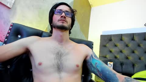 Loggan online show from December 12, 2024, 2:04 am