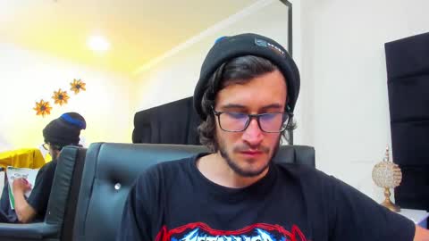 Loggan online show from March 12, 2025, 8:52 pm