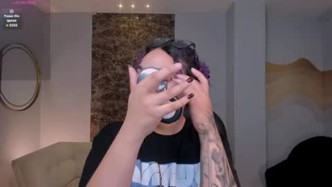 Snapshot of loiseharper chatting on June 10, 2026, 11:46 pm Loise online show from June 10, 2026, 11:46 pm