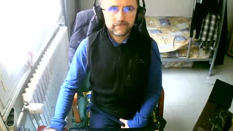 Snapshot of lokoum39 chatting on February 12, 2025, 12:12 pm lokoum39 online show from February 12, 2025, 12:12 pm