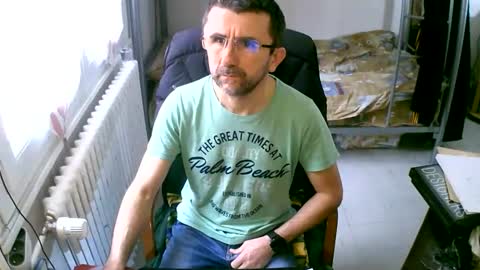 Snapshot of lokoum39 chatting on February 26, 2025, 10:15 am lokoum39 online show from February 26, 2025, 10:15 am