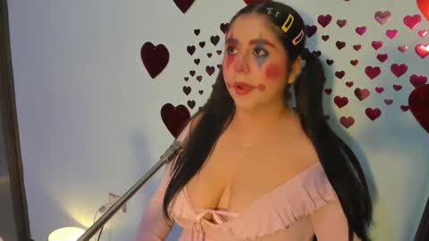 lola online show from February 7, 2026, 12:09 pm