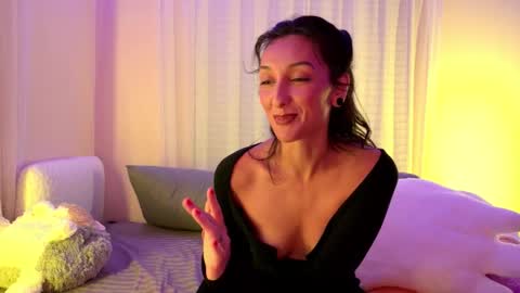 Snapshot of lola_la_lita chatting on October 16, 2025, 5:30 am lola_la_lita online show from October 16, 2025, 5:30 am