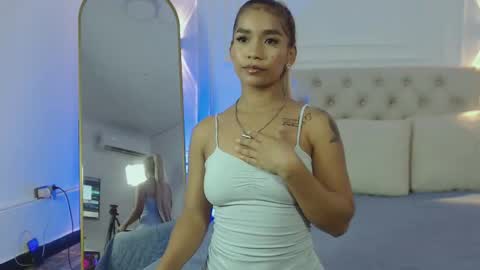 Snapshot of lola_red956680 chatting on October 27, 2025, 7:18 pm lola red online show from October 27, 2025, 7:18 pm