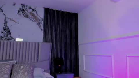 Lola Angel online show from May 16, 2026, 12:40 am