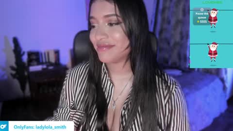 lolaasmith_21 online show from December 18, 2024, 1:59 am