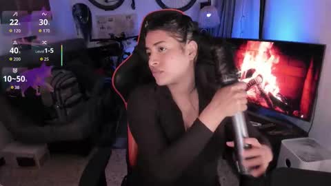 lolaasmith_21 online show from February 26, 2026, 7:24 pm