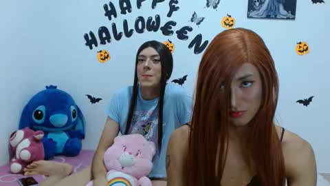 Snapshot of lolabloomx chatting on November 2, 2025, 11:01 am lolabloomx online show from November 2, 2025, 11:01 am