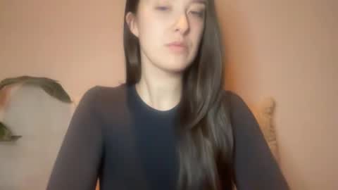 Snapshot of loladom chatting on October 19, 2025, 5:08 am Frt Pr1ncess online show from October 19, 2025, 5:08 am