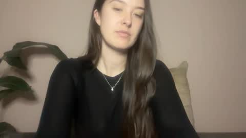 Snapshot of loladom chatting on October 20, 2025, 4:57 am Frt Pr1ncess online show from October 20, 2025, 4:57 am