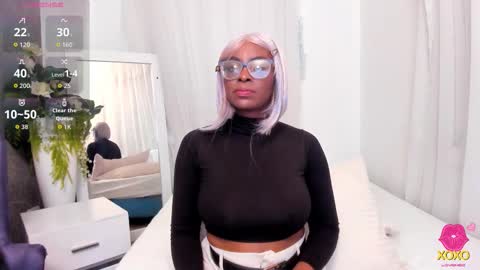 Snapshot of lolajenkiins chatting on September 20, 2025, 1:12 pm lola online show from September 20, 2025, 1:12 pm