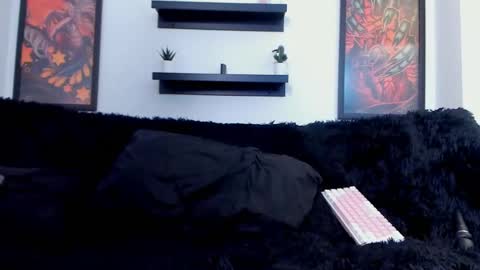 Lola online show from September 13, 2025, 12:43 am