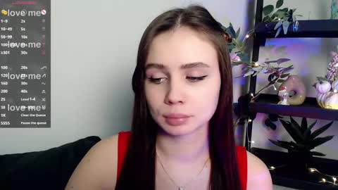 lolapalmer_ online show from February 13, 2025, 11:37 pm