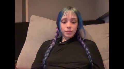 Snapshot of lole6913 chatting on November 10, 2025, 6:01 am lole online show from November 10, 2025, 6:01 am