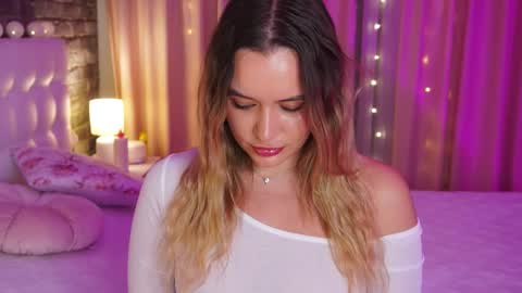 Snapshot of lollidoli__ chatting on February 21, 2025, 7:21 pm Victoria online show from February 21, 2025, 7:21 pm